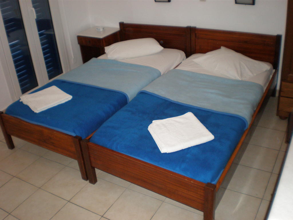 Chrysa Apartment Antiparos Town Стая снимка